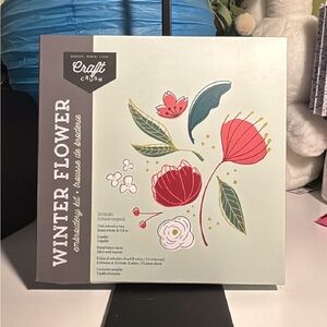 Winter Flower Embroidery Kit - Red and Green